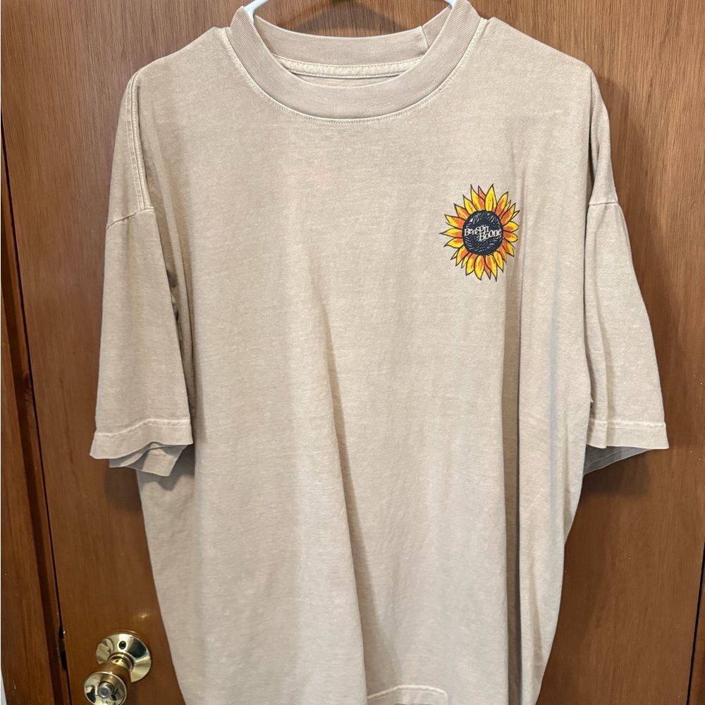 Benson Boone Sunflower Beige T-Shirt